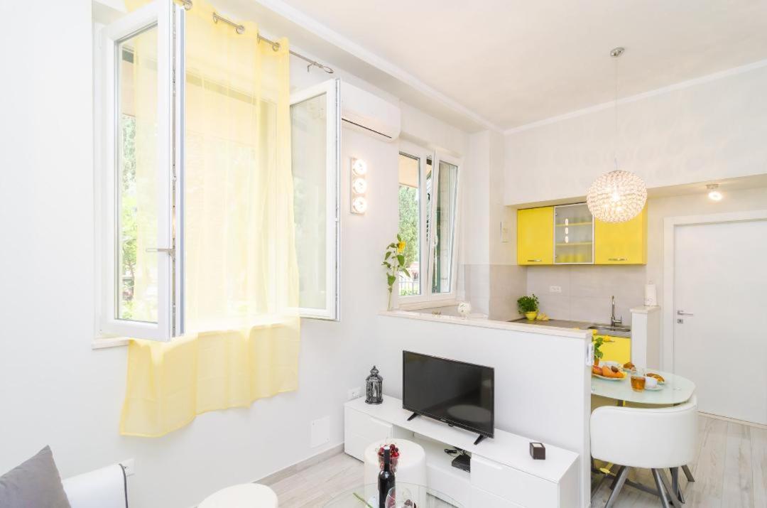 Apartman Mariva *